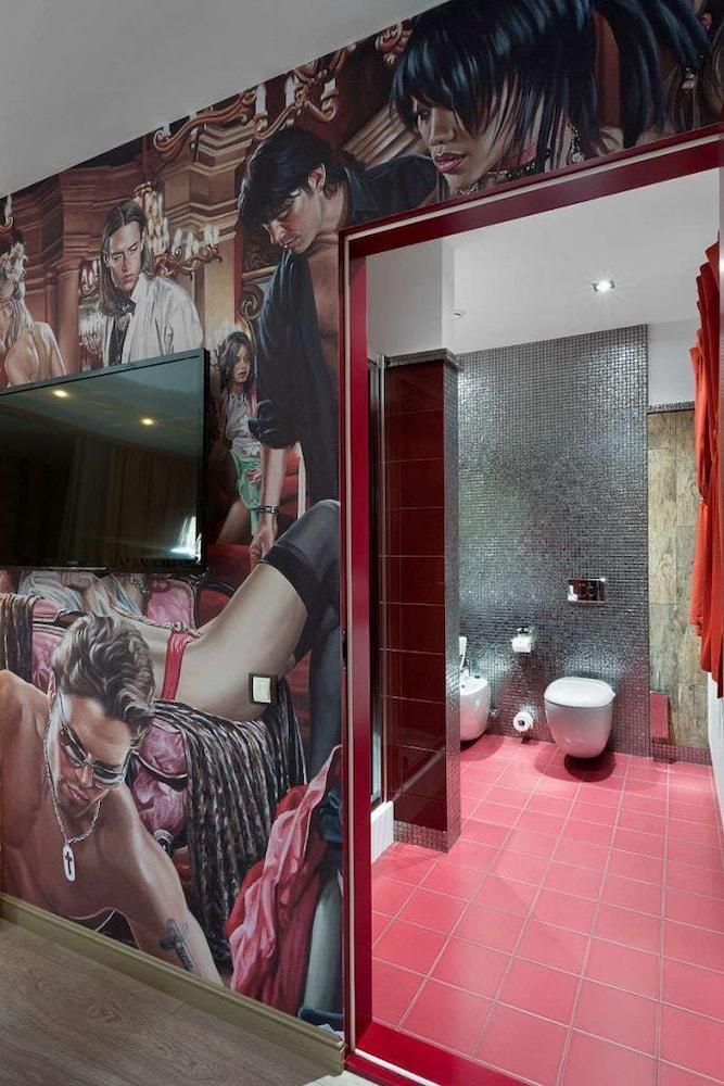 חארקיב De Gaulle Boutique Hotel מראה חיצוני תמונה