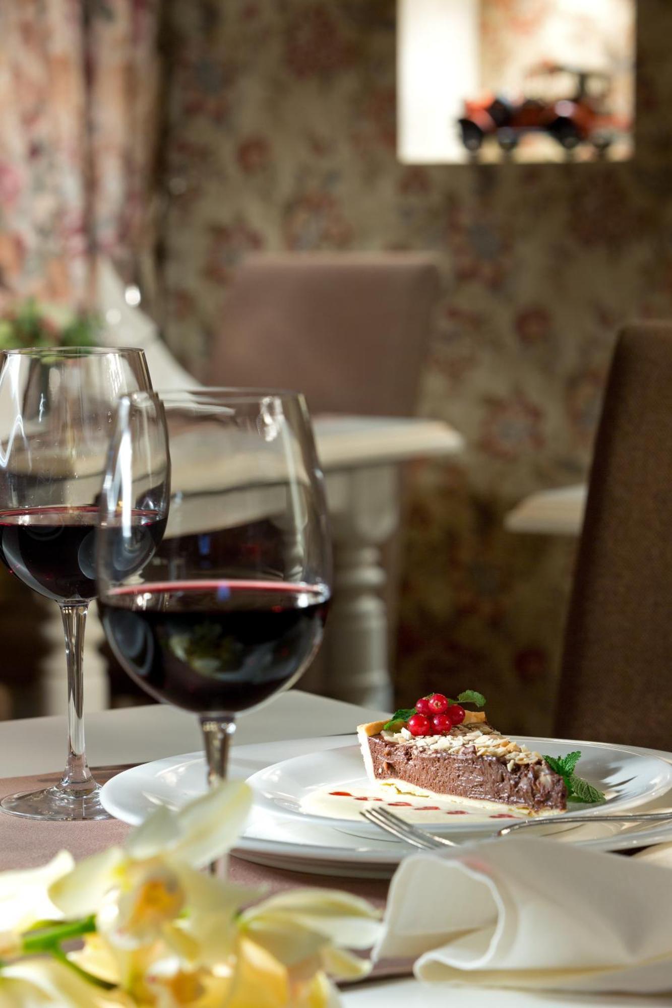 חארקיב De Gaulle Boutique Hotel מראה חיצוני תמונה