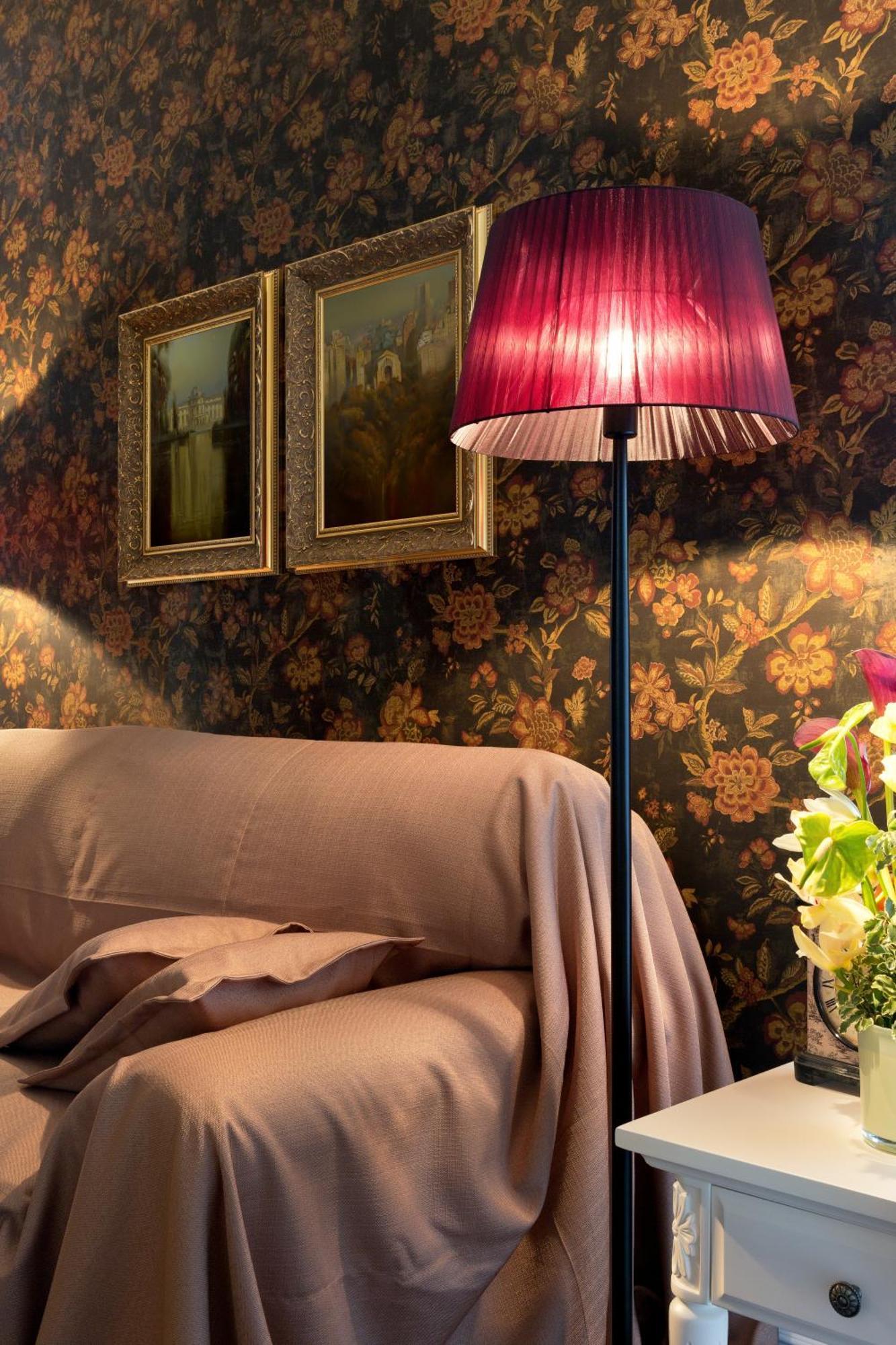 חארקיב De Gaulle Boutique Hotel מראה חיצוני תמונה