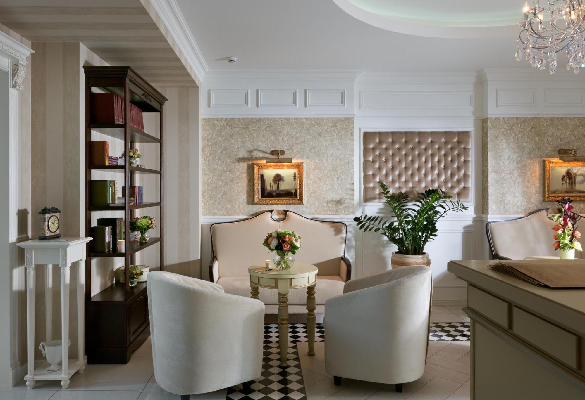 חארקיב De Gaulle Boutique Hotel מראה חיצוני תמונה