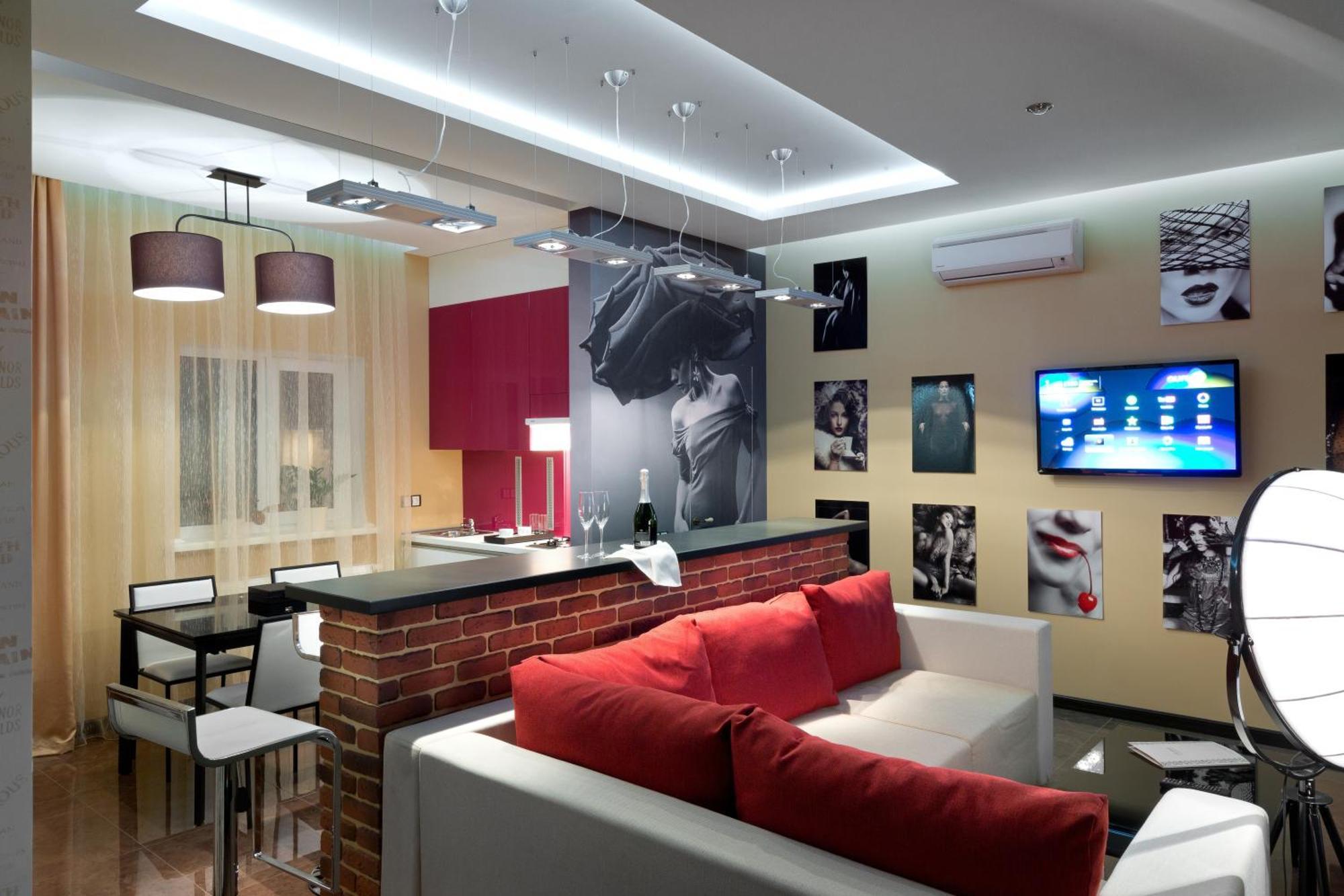 חארקיב De Gaulle Boutique Hotel מראה חיצוני תמונה