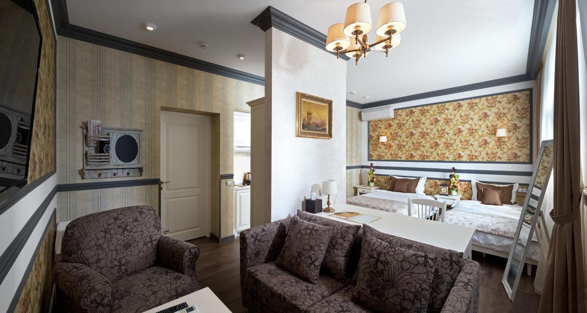 חארקיב De Gaulle Boutique Hotel מראה חיצוני תמונה