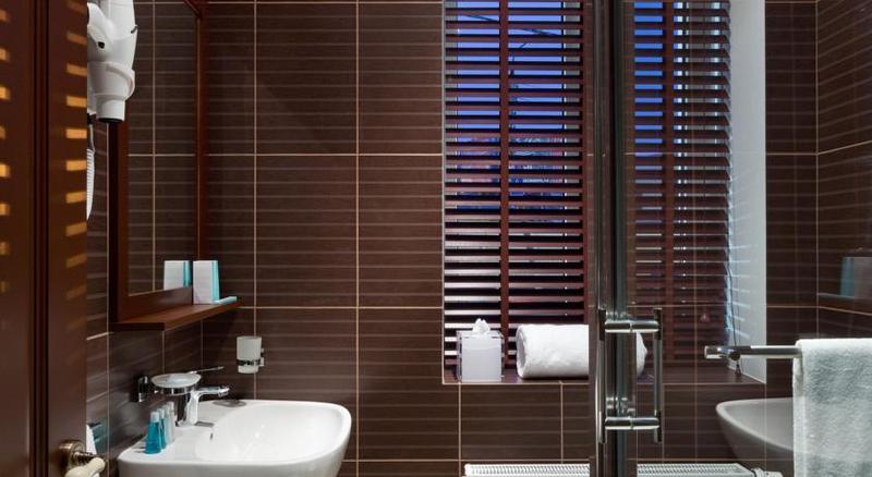 חארקיב De Gaulle Boutique Hotel מראה חיצוני תמונה